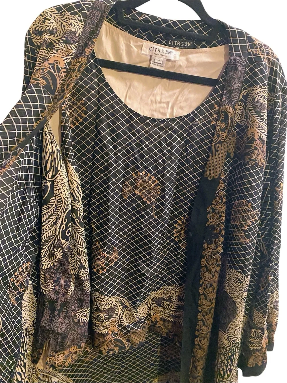 Citron~Santa Monica Beaded Peacock 
Silk Kimono Duster 
Semi-Sheer
Size 1X
NWOT - Picture 8 of 14